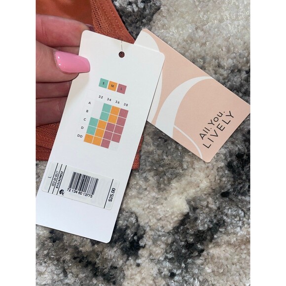 NWT coral bralette - Picture 4 of 7